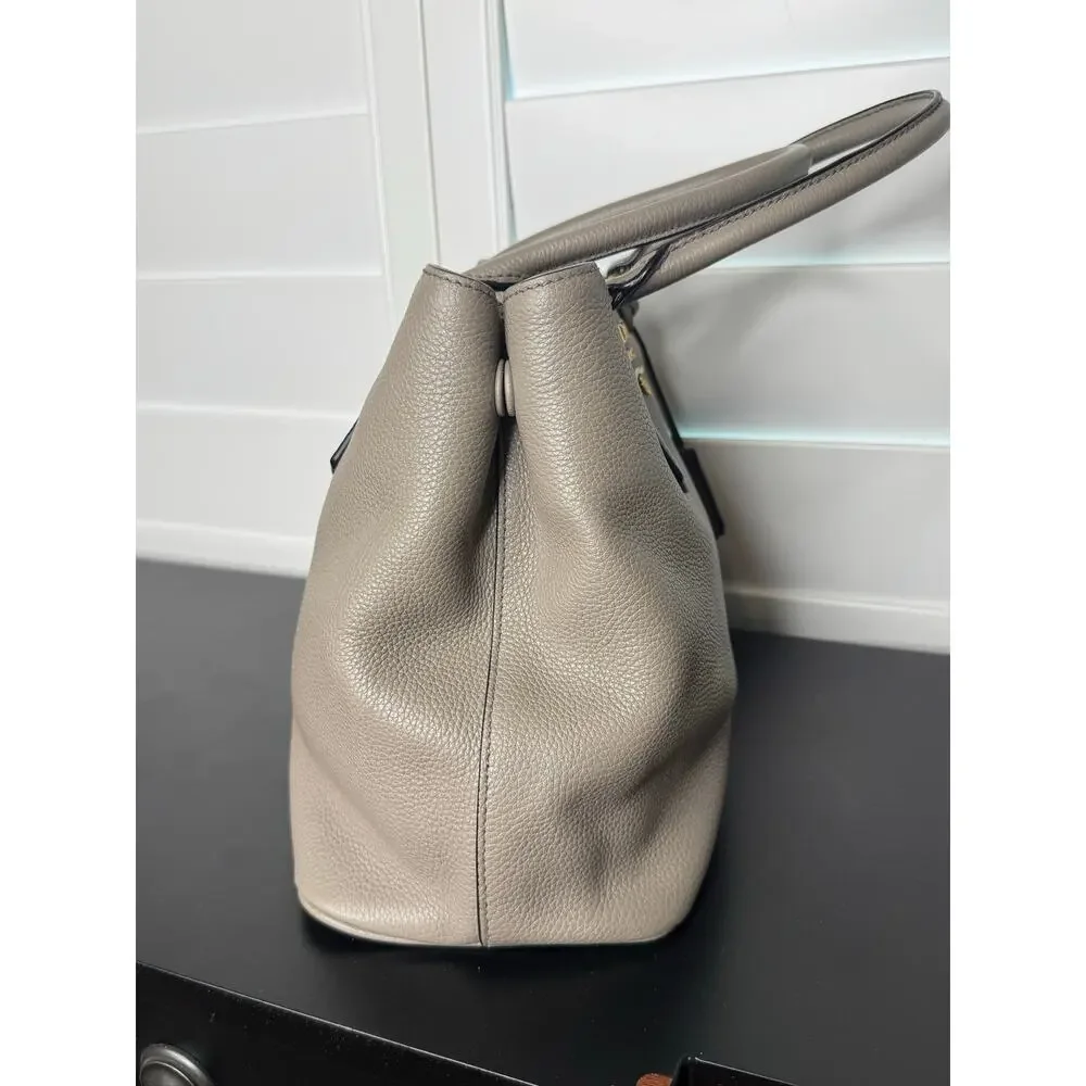 Prada | Vitello Daino Leather Handbag